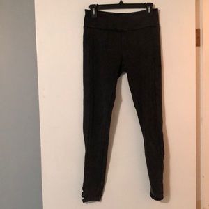 Black skinny jeans; size small